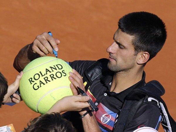 Djokovic Out to Conquer Roland Garros