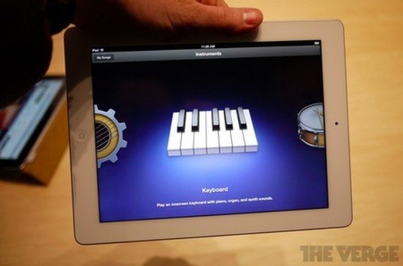 GarageBand application allows users to play instruments together on IOS devices