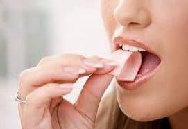 Chewing gum improves brain activity