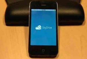 Microsoft-SkyDrive Cloud Service Comes to iPhone,iPad and Windows Phone