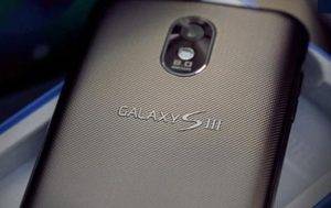 Quad Smartphone Samsung Galaxy S III,in February