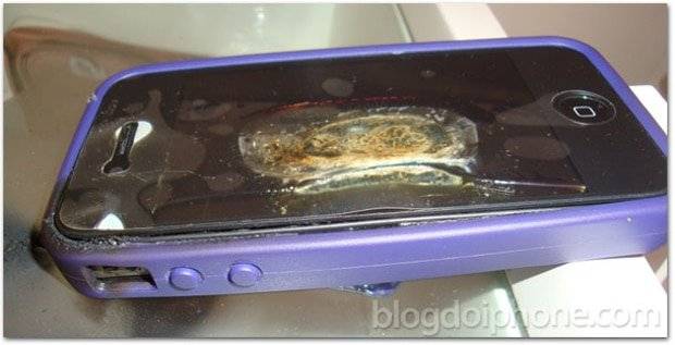 iPhone 4 Once Again Catches Fire in Brazil