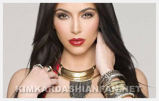 Kim Kardashian Launched her Own Collection of Jewelry