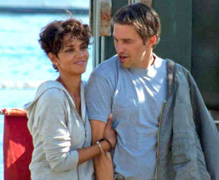 "friend of Bond" Halle Berry is going to Marry Olivier Martinez