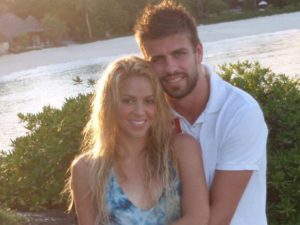Pique and Shakira, Planet's Most Intelligent Person