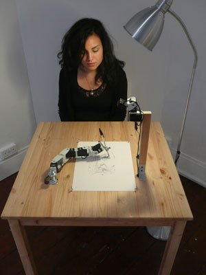 Scientist Creates Robot Artist Who Draws Portraits -main
