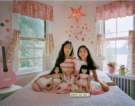 Photographic Project: American Girls Shows Their Dolls 9