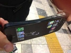 iPhone 5 -Bent -2